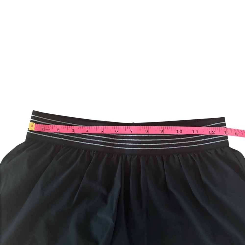 Nike Black Athletic Performance Shorts - Picture 2 of 8